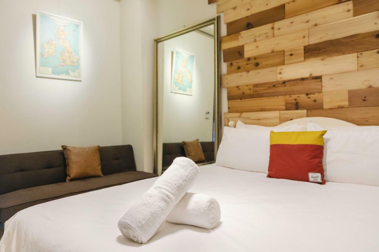 黑琵軼棧湖濱旅宿 K&B Happy Hostel Tainan Exteriör bild